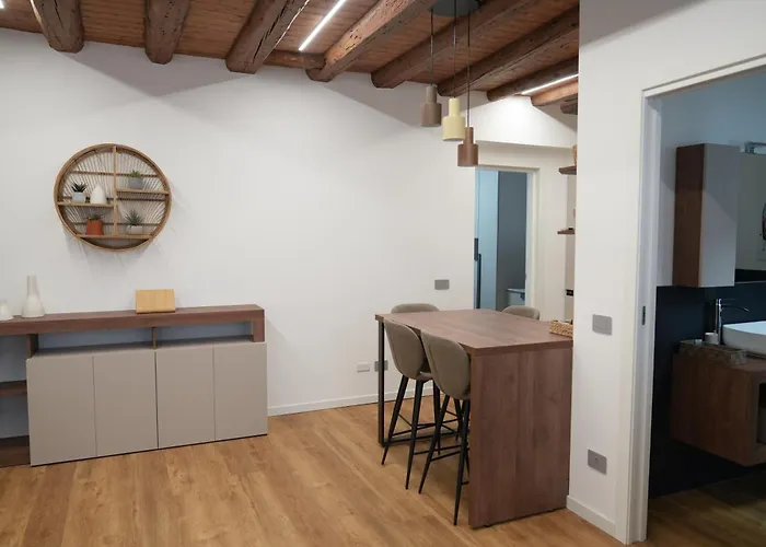 Indipendenza 60 Center * Como